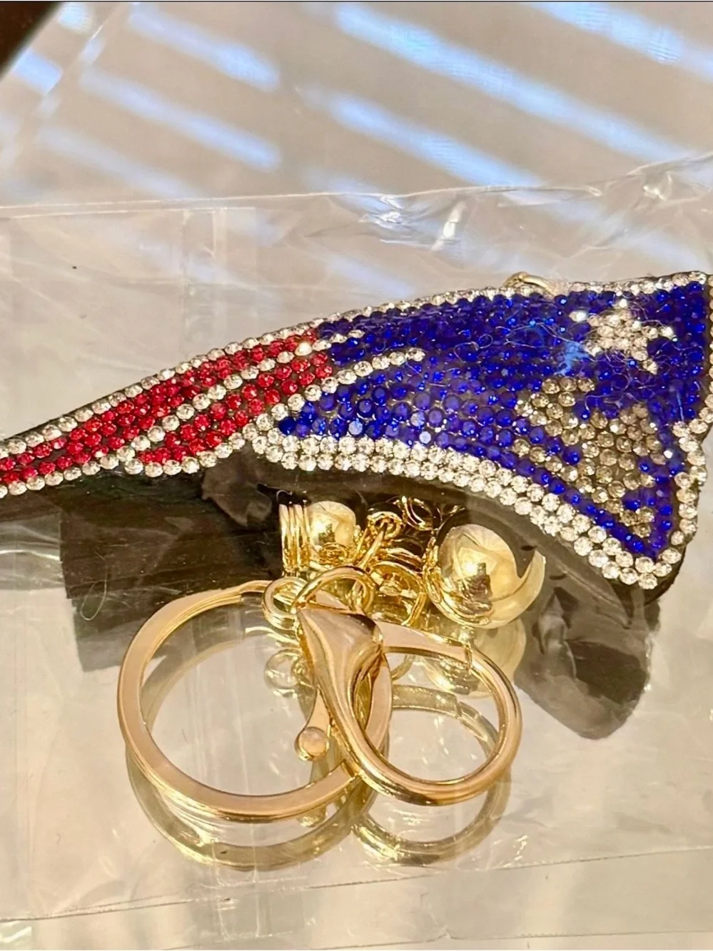 unbranded pats keychain